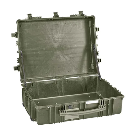 Explorer 7726 Case with Wheels