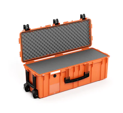Explorer 8831HL Case with Wheels