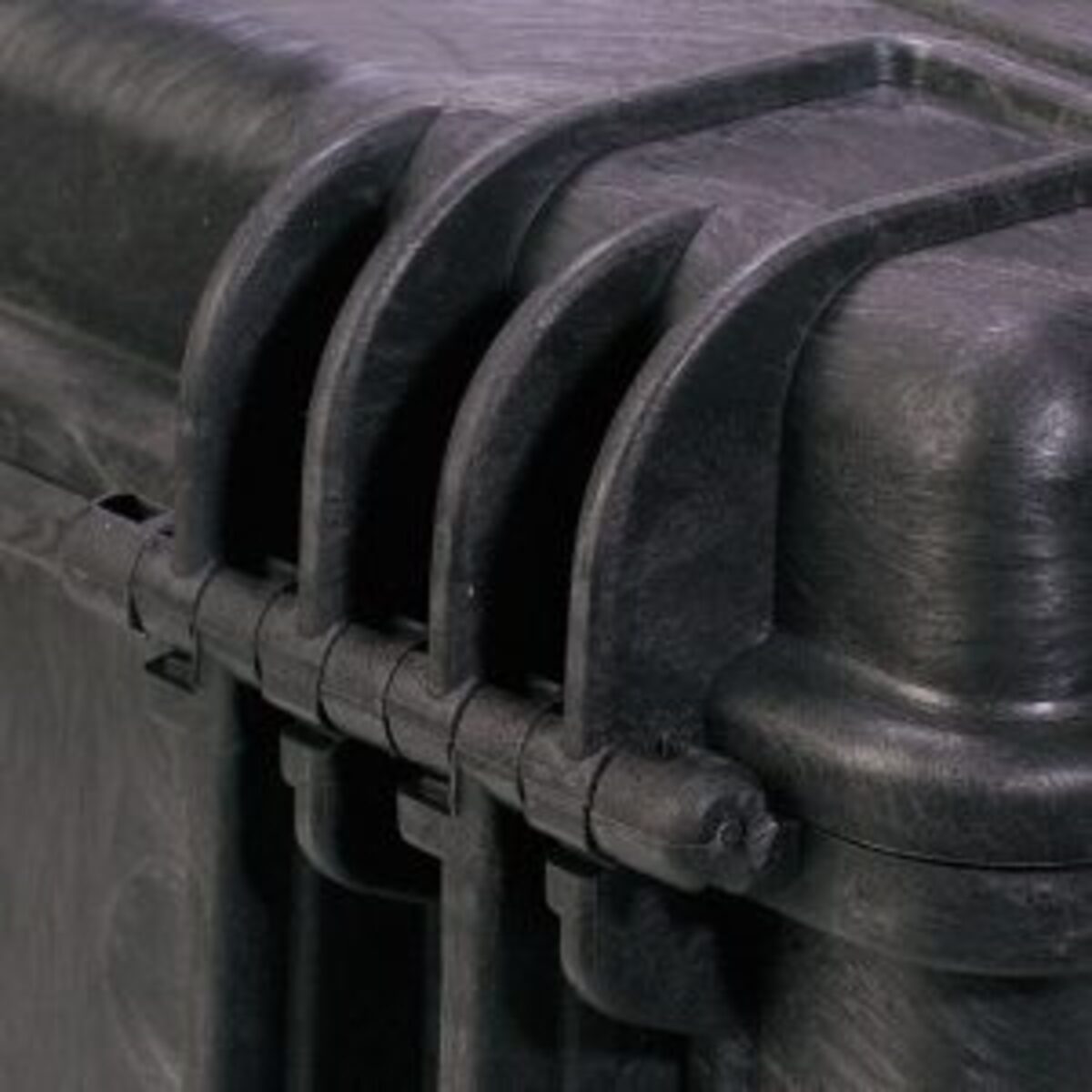 CORROSION PROOF LID HINGE 